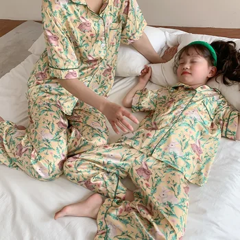 Пижамный комплект для мамы и маленького мальчика, подходящий для родителей и детей, Пижамный комплект для мамы и дочки для девочек, Женская летняя одежда для сна