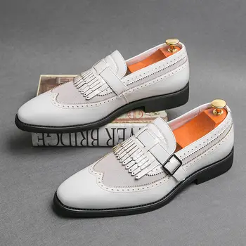 Модные Дизайнерские Мужские Белые Модельные туфли с кисточками, Мужские Кожаные Лоферы с Острым носком, Комфортная Мужская Официальная Обувь Zapatos Hombre De Vestir
